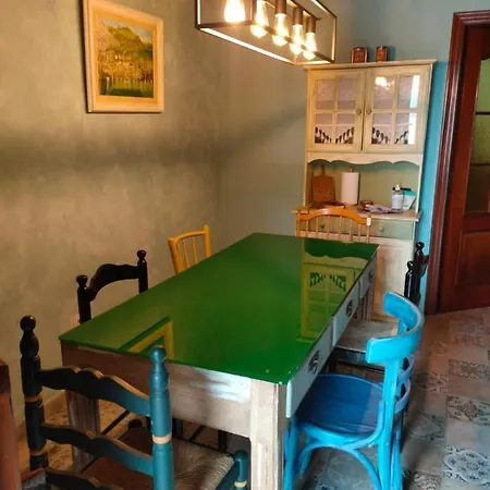 Casa Joglar * Becena